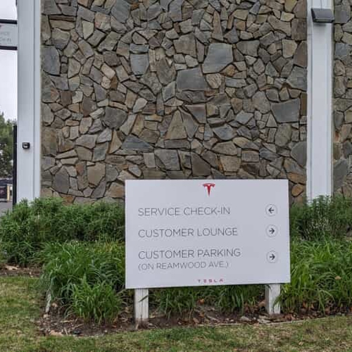 Monument & Site Signs
